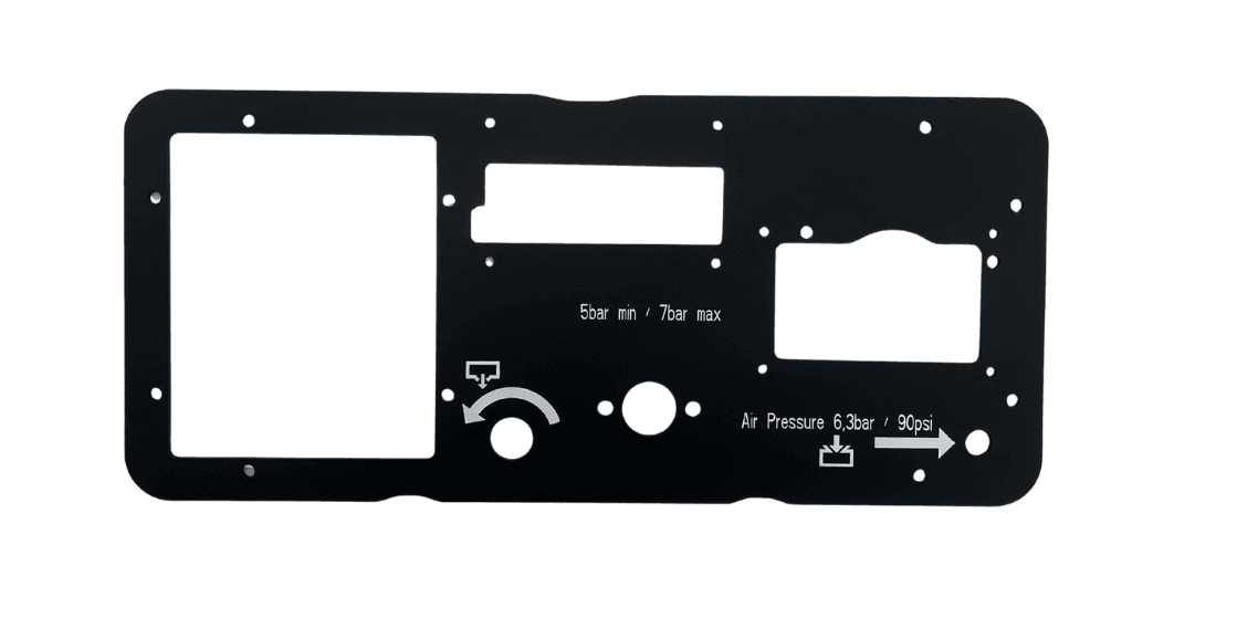 Usinage et sérigraphie d'une face avant en aluminium