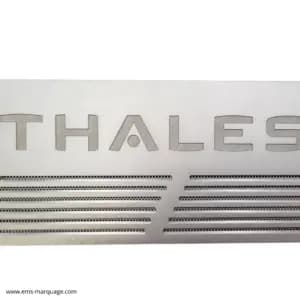 Gravure laser sur aluminium brossé