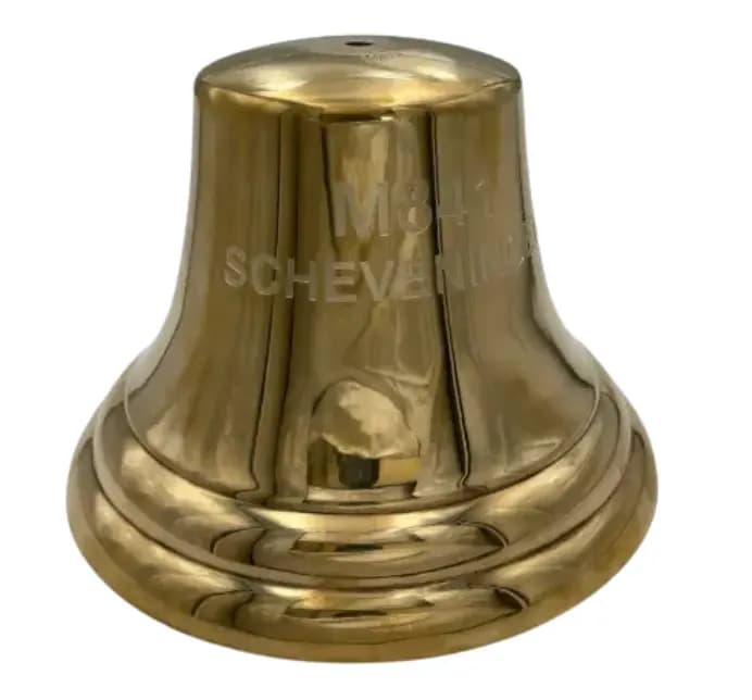 Gravure d'une cloche en laiton
